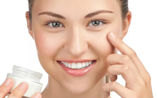 Dry Skincare Sets for Women's at Attractive Prices